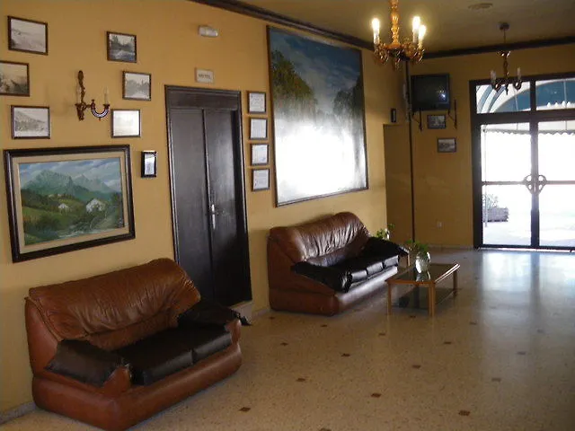 Hotel La Barca Lepe 2*,